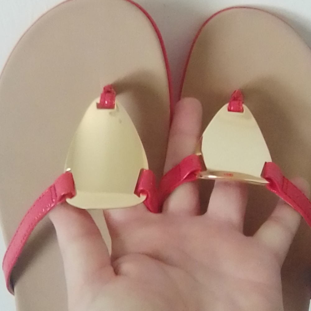 Vionic Mirage Raysa sandals in marigold - Picture 7 of 9